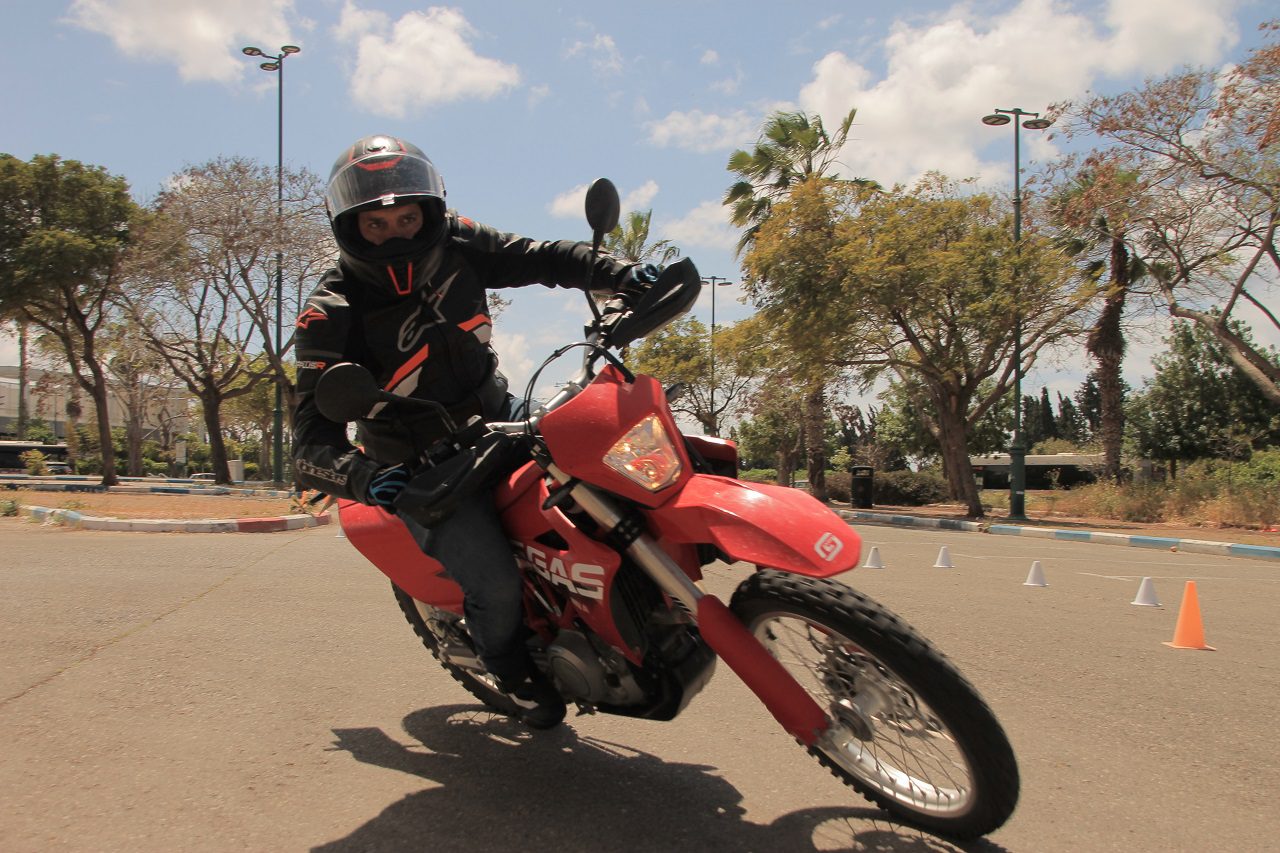 גאסגאס ES700 (2025) במבחן דרכים