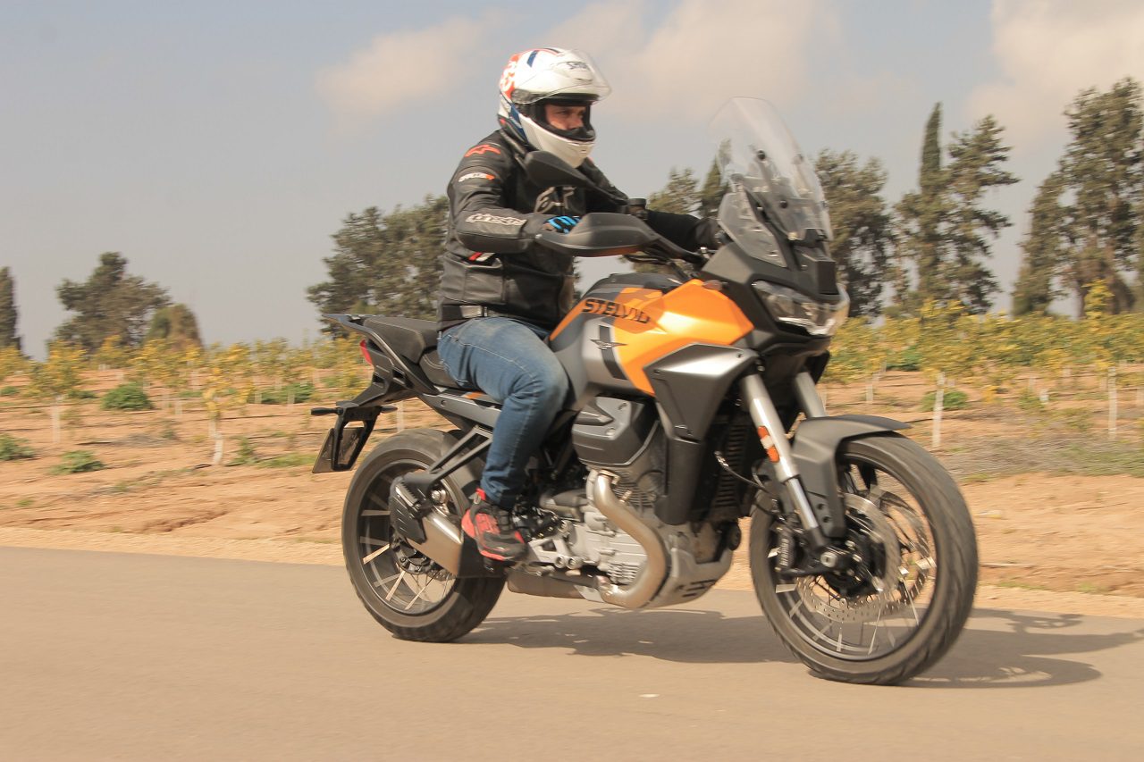 מוטו גוצי סטלביו במבחן דרכים